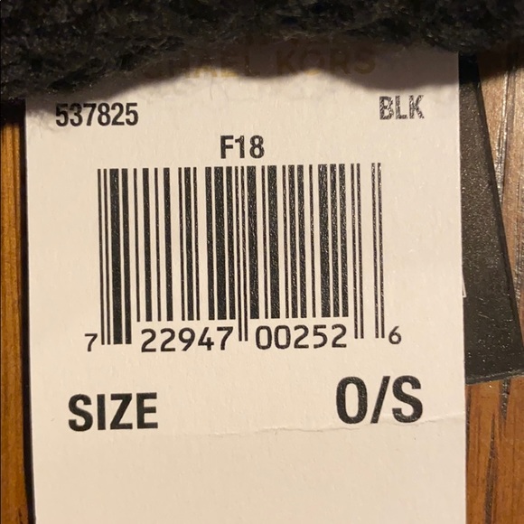 NWT Michael Kors Super Cable Cuff Beanie Hat - Picture 4 of 4